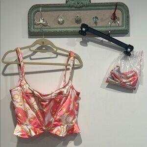 Y2K Jenny from the block pink and Gold chain peplum tank matching scarf new XL